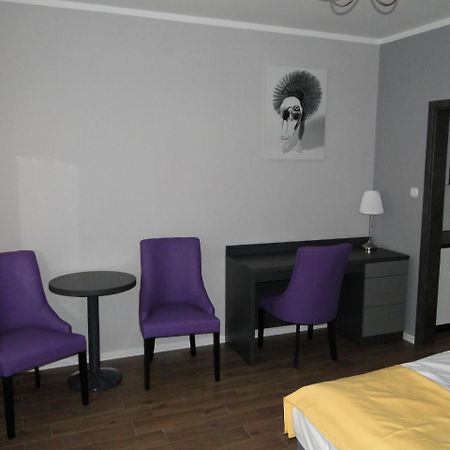 Apartamenty Brzezinski Września Buitenkant foto