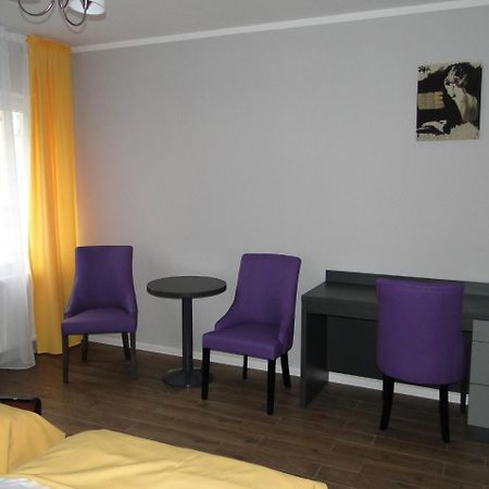 Apartamenty Brzezinski Września Buitenkant foto
