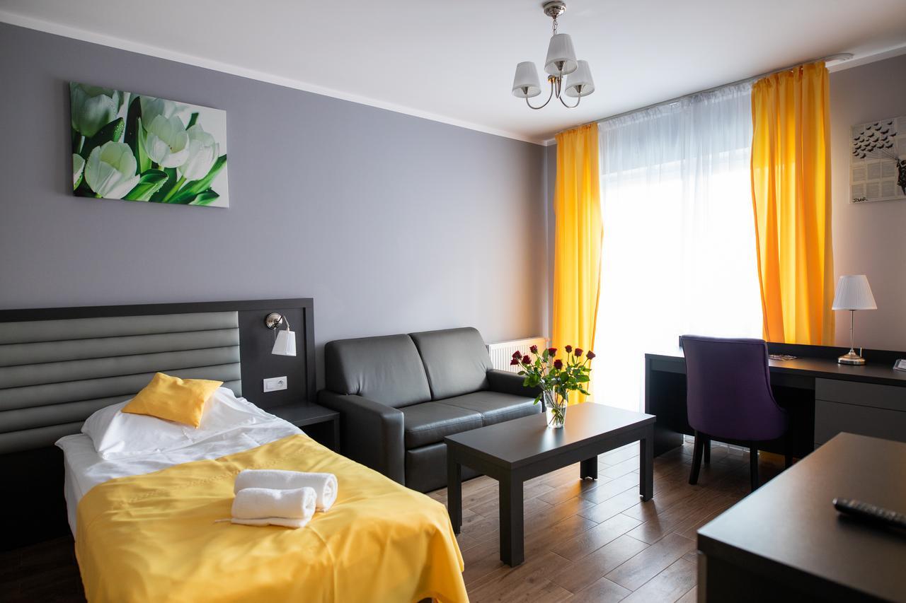 Apartamenty Brzezinski Września Buitenkant foto