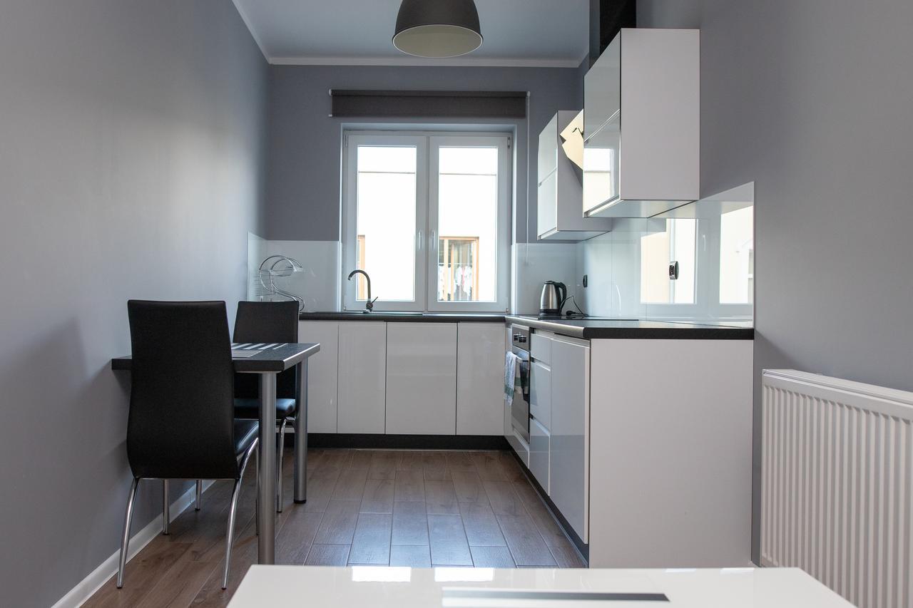 Apartamenty Brzezinski Września Buitenkant foto