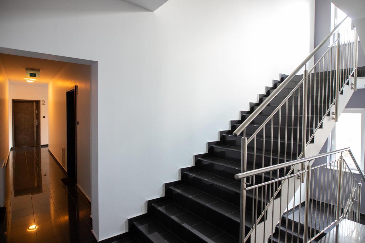 Apartamenty Brzezinski Września Buitenkant foto