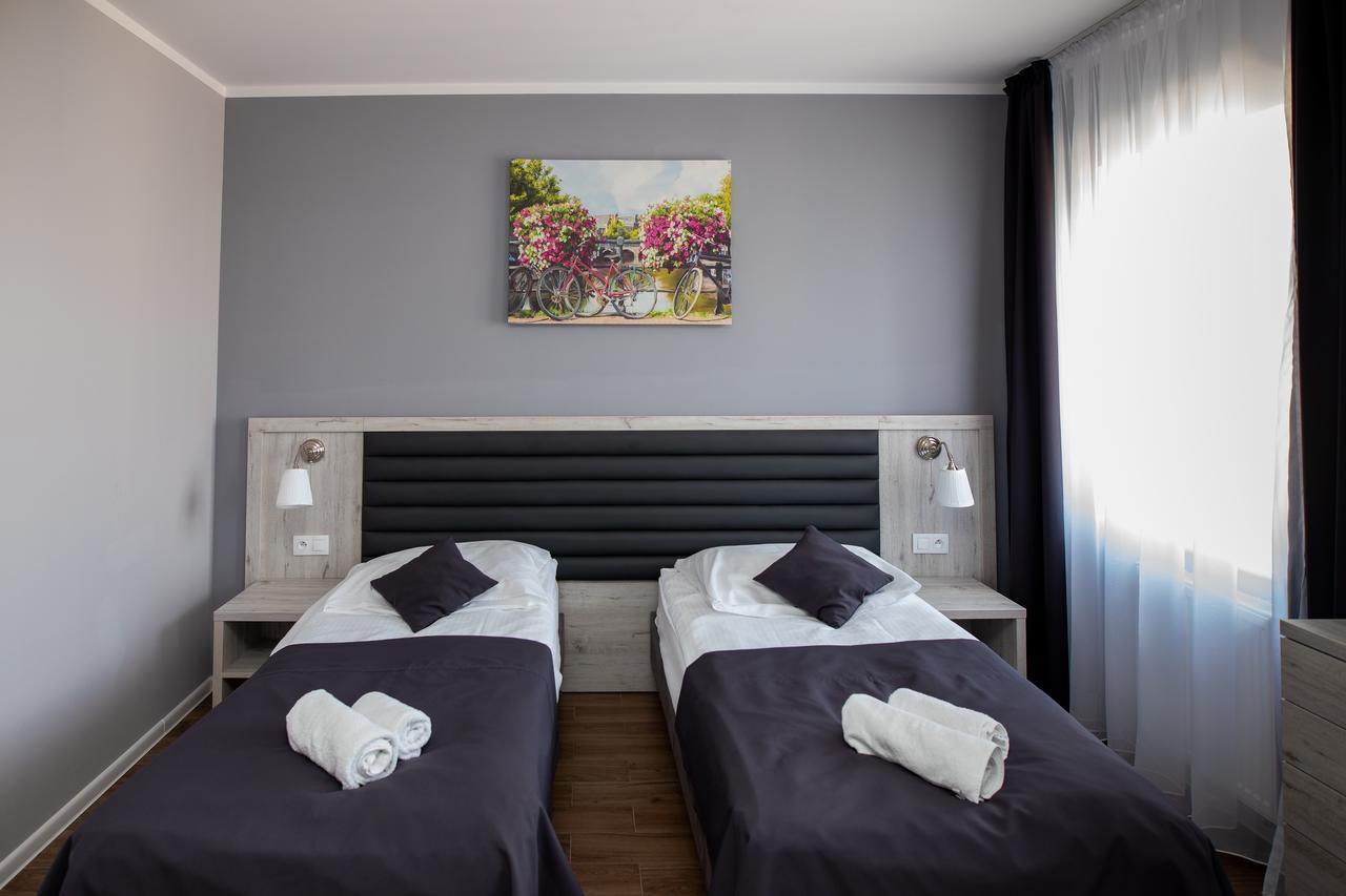 Apartamenty Brzezinski Września Buitenkant foto